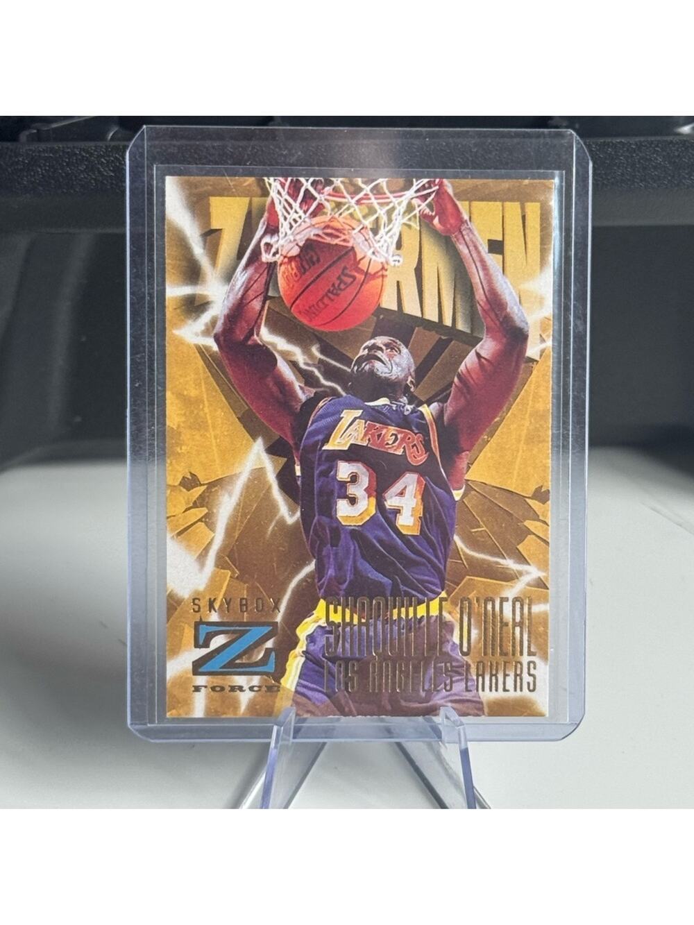 1997 Shaquille O’Neal Fleer/Skybox Z Force. Los Angeles Lakers